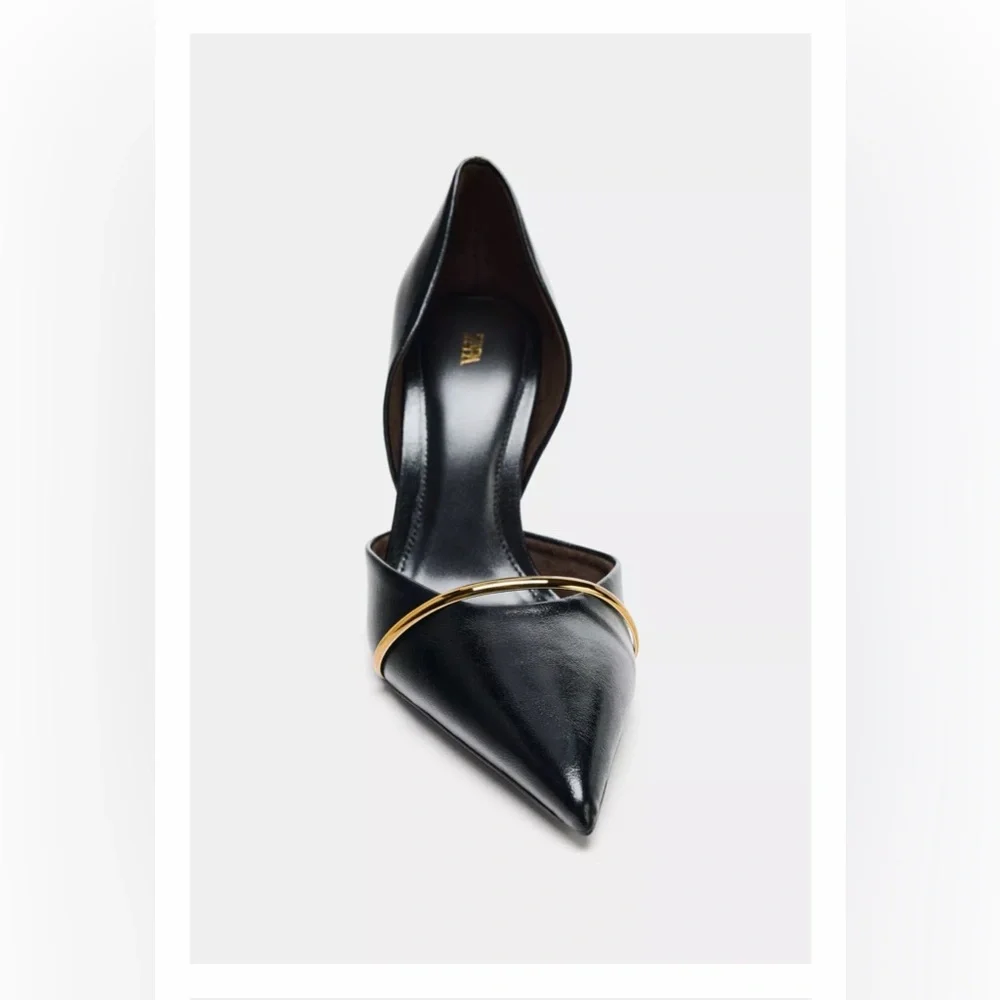 NWT Zara Elegant Black and Gold Heels 6.5